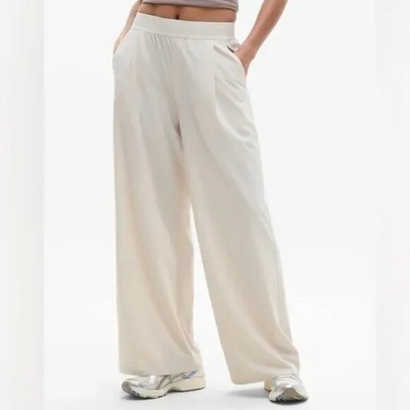 Athleta Stratosphere High Rise Wide Leg Pant Cream Walking Travel Size 3X - Picture 1 of 10